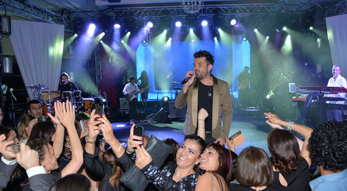 Kenan Doğulu'nun selfie tepkisi: Yeter artık!